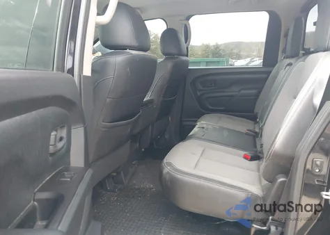 2017 Nissan Titan Xd S Diesel z USA, uszkodzony, nr VIN 1N6BA1F3XHN524698